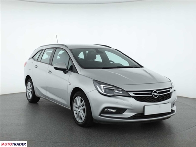 Opel Astra 1.6 108 KM 2017r. (Piaseczno)