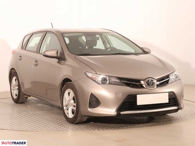 Toyota Auris 1.3 97 KM 2014r. (Piaseczno)