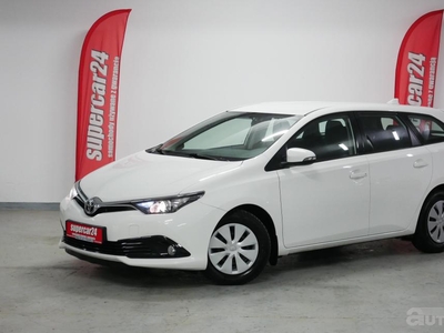 TOYOTA AURIS kombi