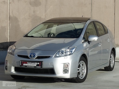 Toyota Prius III 1.8 Hybrid/Xenon/HeadUp/Skóry/Solar Dach/Pełny Serwis