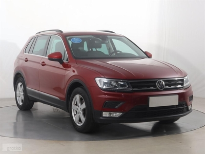 Volkswagen Tiguan , Salon Polska, 1. Właściciel, Klimatronic, Tempomat,