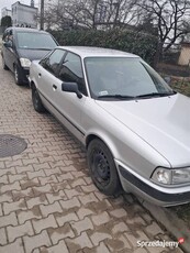 Audi b 4 2,0 benzyna, gaz zdrowy ładny.