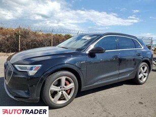 Audi E-tron benzyna 2019r. (KAPOLEI)