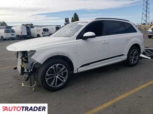 Audi Q7 2.0 benzyna 2025r. (HAYWARD)