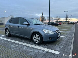 Kia Cee'd 2.0 Diesel 140 KM, 2009 r. – świeżo po przeglądzie, 221 000 km