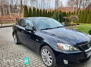 Lexus IS 2.2