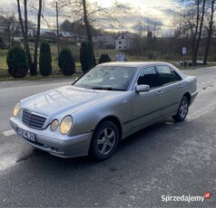 Mercedes e klasa 2.2 diesel 2001r