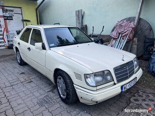 Mercedes w124 Taxi 2szt