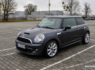 MINI Cooper S 1,6T (184KM) 2012 r. Skóry