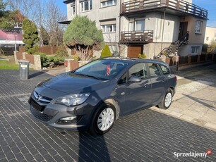 Opel Astra J 1.6 CDTI 110KM