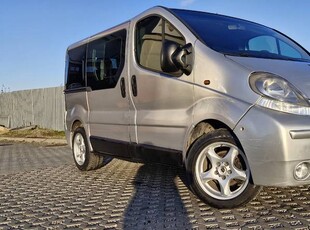 Renault Trafic II 2.5 DCI