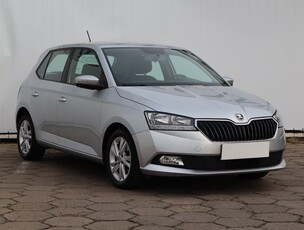 Skoda Fabia III , Salon Polska, Serwis ASO, Klima, Parktronic