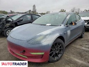 Tesla Model 3 benzyna 2019r. (CAHOKIA HEIGHTS)