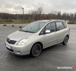 Toyota corolla verso 2.0 diesel 2001r