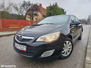 Używany Opel Astra 2011