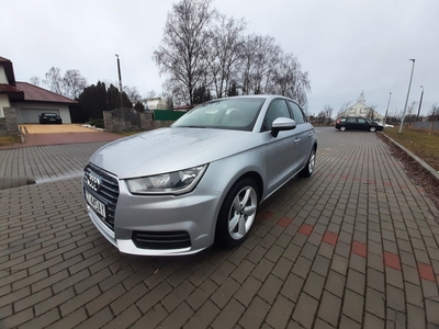 Audi A1 I (8X) Pierwsza rejestracja 24.12.2015