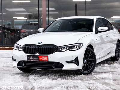 BMW Seria 3 320i M Sport Shadow