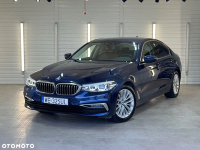 BMW Seria 5 520d xDrive Luxury Line