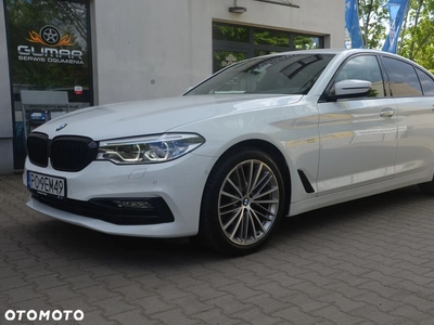 BMW Seria 5 520d xDrive Sport Line sport