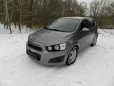 Chevrolet Aveo II (T300) 1,4 tani ekonomiczny 5drzwi KLIMA