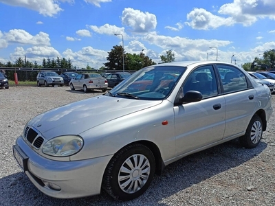 Daewoo Lanos Sedan 1.6 i 16V 106KM 1999