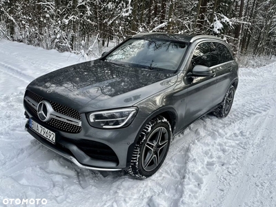 Mercedes-Benz GLC 300 e 4Matic 9G-TRONIC AMG Line