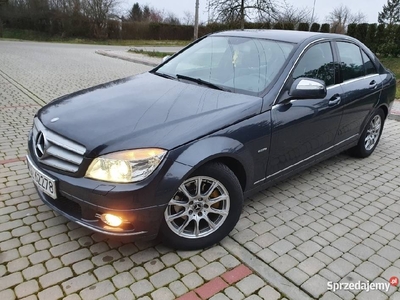 Mercedes C klasa W204 C180 ZADBANY!!!