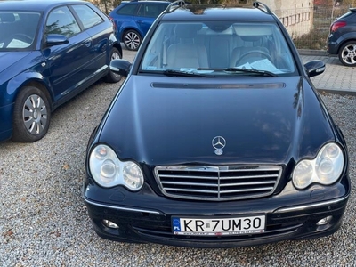 Mercedes Klasa C W203 Kombi T203 3.2 V6 (C 320) 218KM 2005