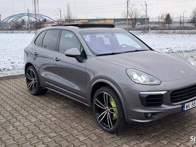 Porsche Cayenne 3.0 benzyna e-Hybrid Platinum Edition