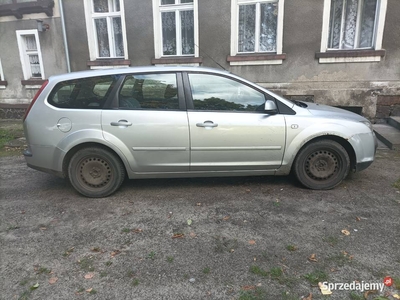 Syndyk sprzeda Ford Focus 2005 r.