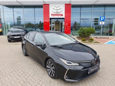 Toyota Corolla XII Sedan Facelifting 1.5 VVT-i 125KM 2023