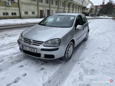 Volkswagen Golf 5 V