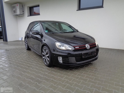 Volkswagen Golf VI GTI Adidas