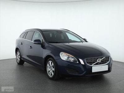 Volvo V60 I , Automat, Klimatronic, Tempomat, Parktronic,