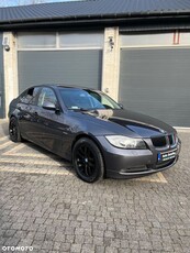 BMW Seria 3 318i