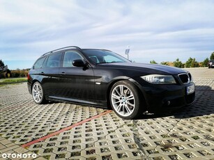 BMW Seria 3 320i Touring