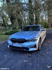 BMW Seria 3 330i