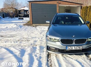 BMW Seria 5 520d xDrive Luxury Line sport