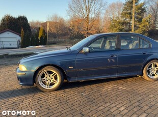 BMW Seria 5 525i