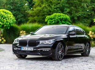 BMW Seria 7 750i xDrive