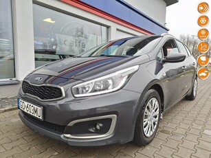 Kia Cee'd II Salon PL Benzyna 1.6 2016r