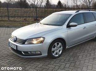 Volkswagen Passat 1.6 TDI DPF BlueMot Comfortline