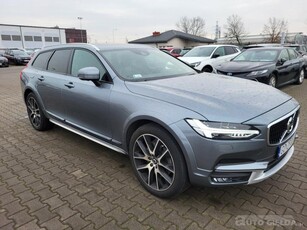 VOLVO V90 kombi