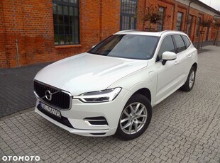 Volvo XC 60 T8 Twin Engine AWD Geartronic Momentum