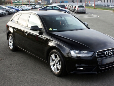 Audi A4 B8 Avant Facelifting 2.0 TDI 143KM 2012