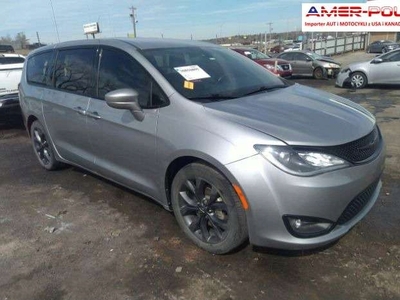 Chrysler Pacifica II 2018