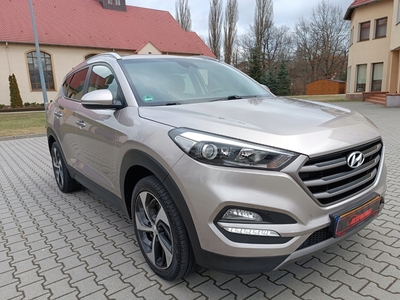 Hyundai Tucson III SUV 1.7 CRDI 115KM 2015