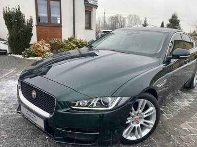 Jaguar XE Sedan 2.0 i4 163KM 2017