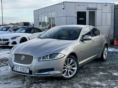 Jaguar XF I Sedan Facelifting 2.2 D 190KM 2012