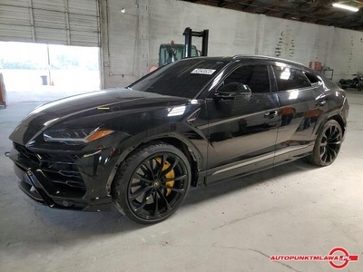 Lamborghini Urus 2021